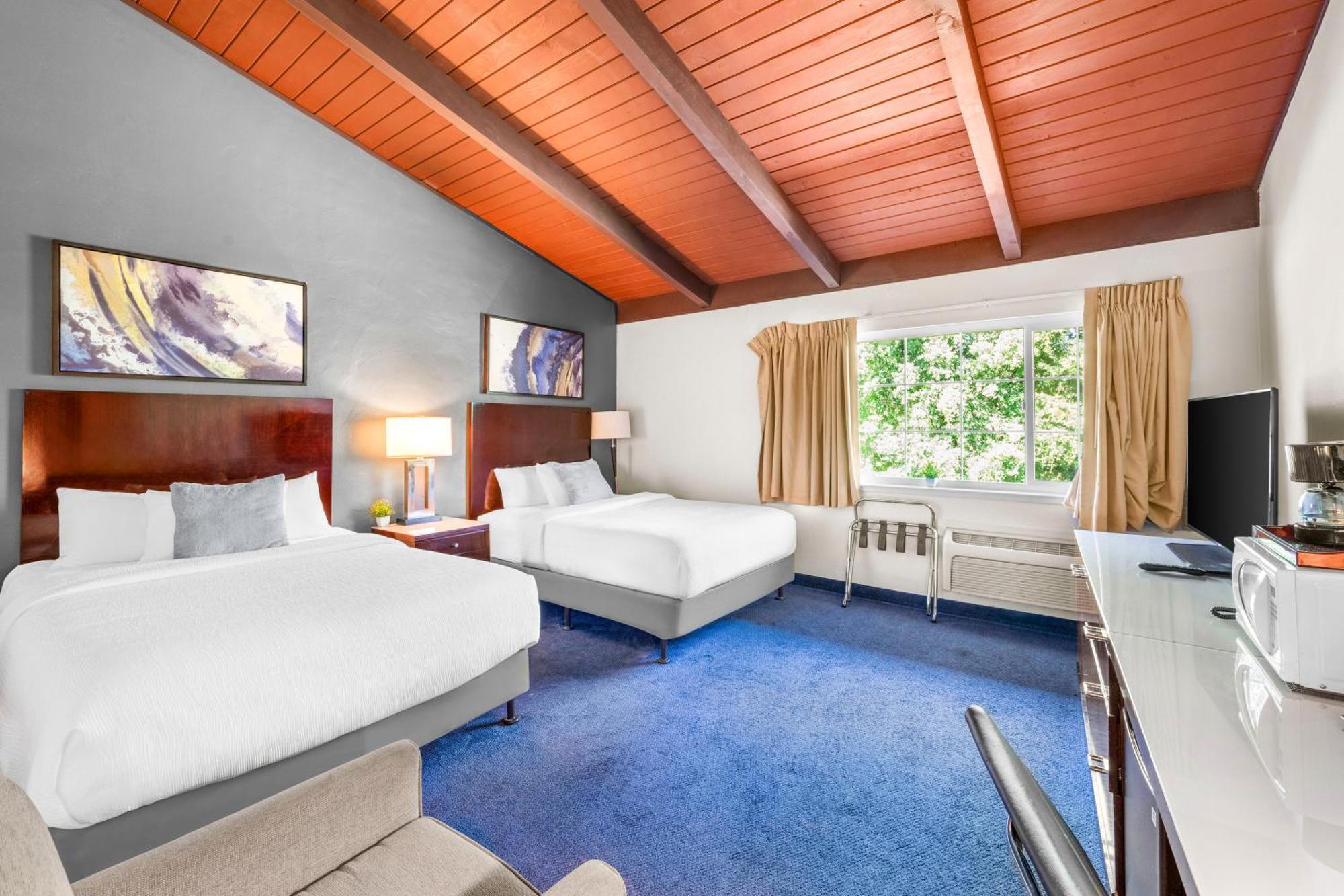 Quality Inn & Suites Jackson Bagian luar foto